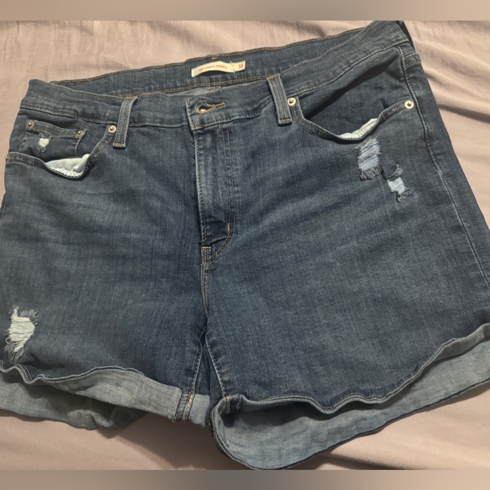 Levi’s Denim Shorts - Size 16